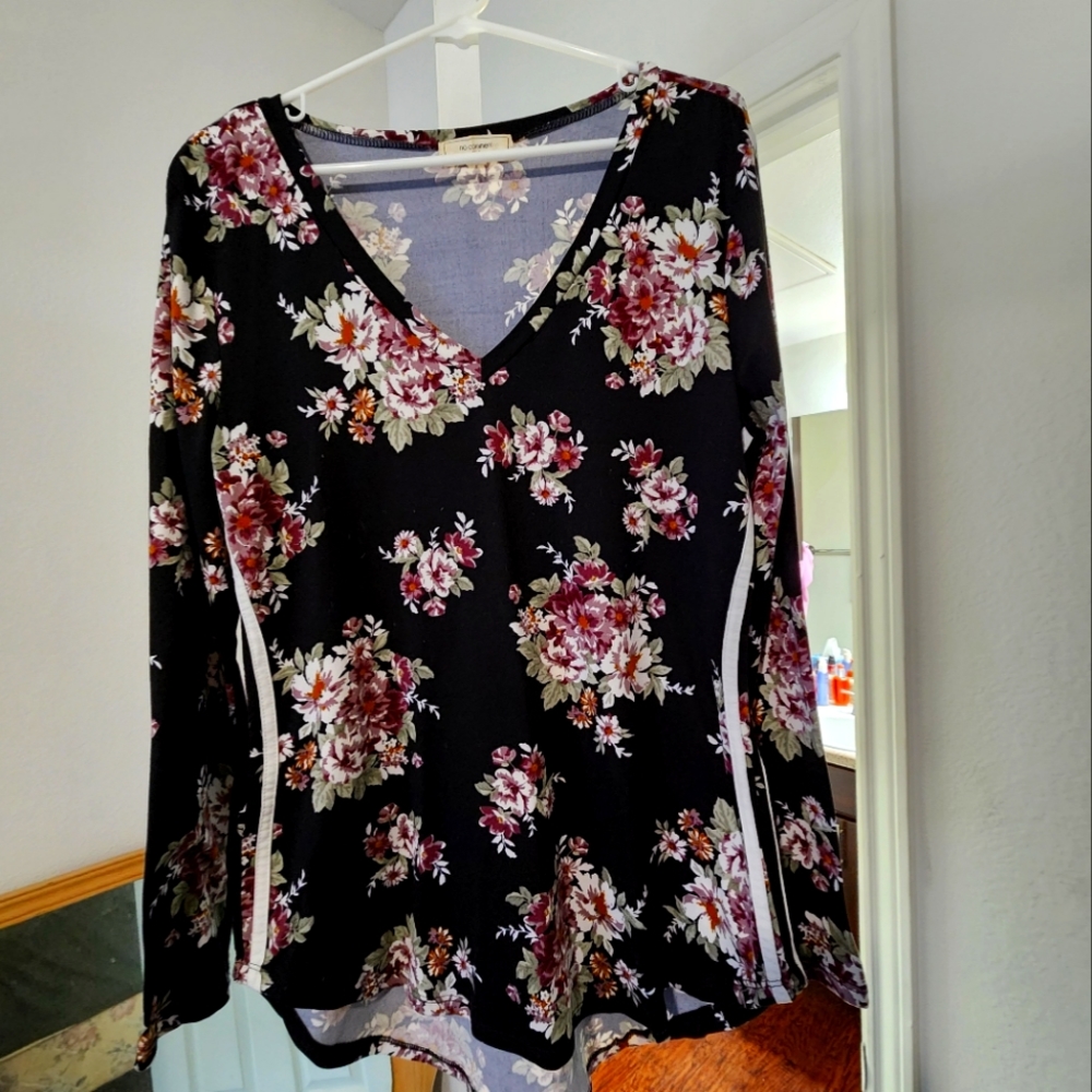 Cute flower shirt